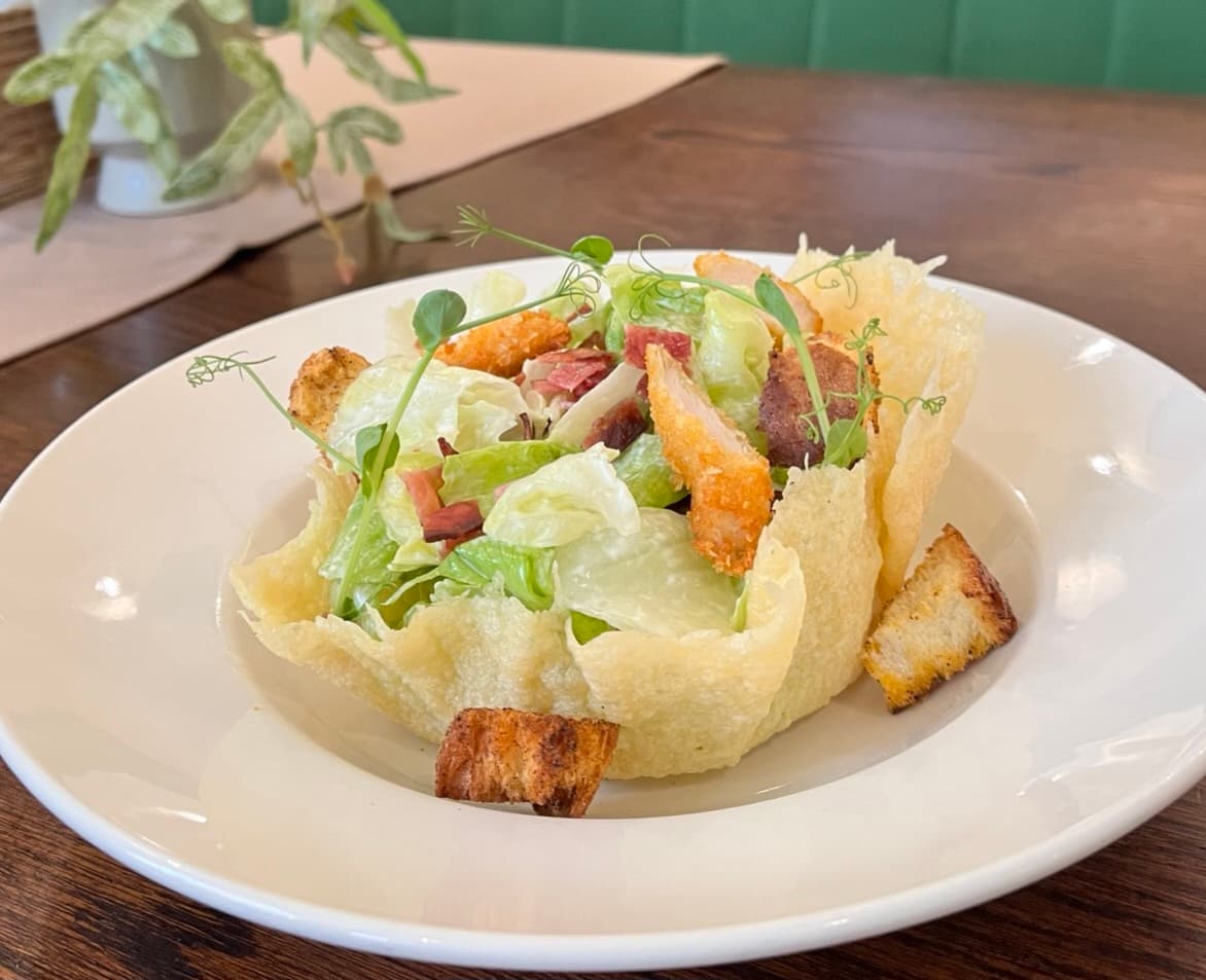 Нов прочит на салата Цезар в Централ Добрич